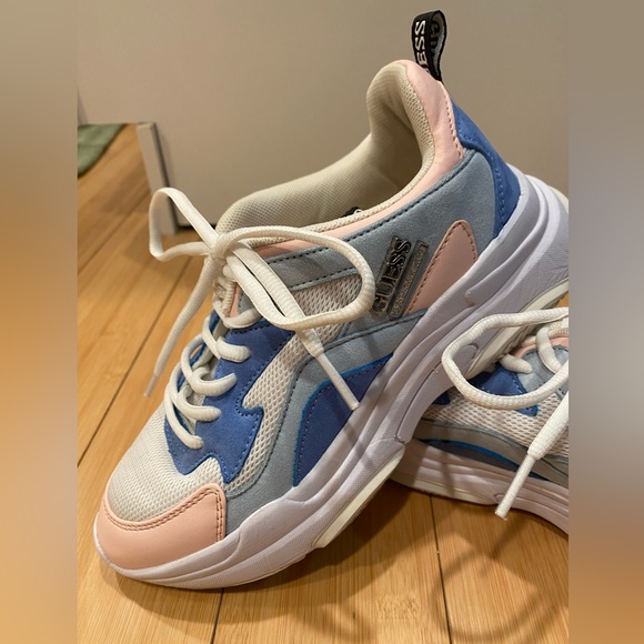 Guess Factory Nadean Dad Sneaker/Tennis Shoe Light Pink and Blue Suede Size 6 - Picture 9 of 9